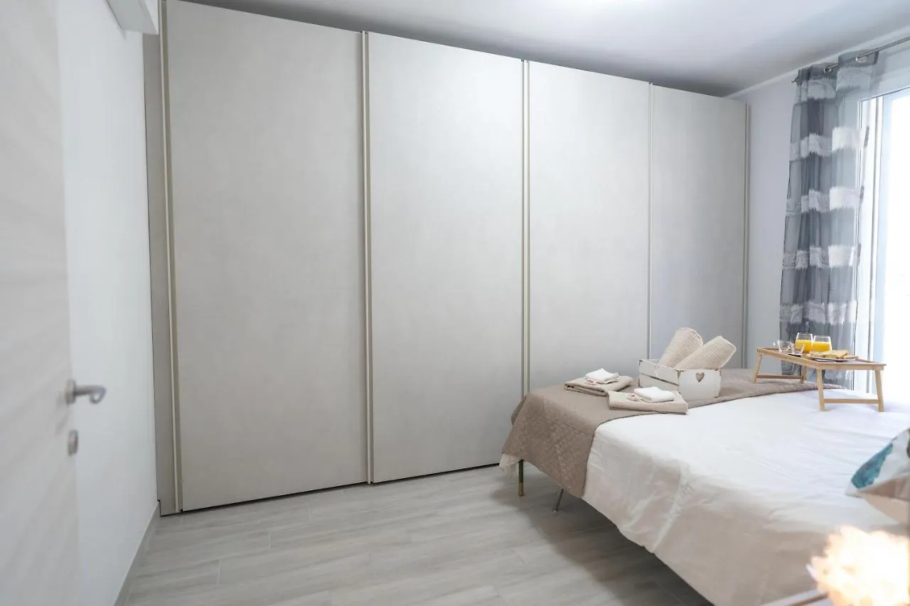 Ferienwohnung New Loano Elegante ☆☆☆☆☆ A 150 Mt Dal Mare 0*,